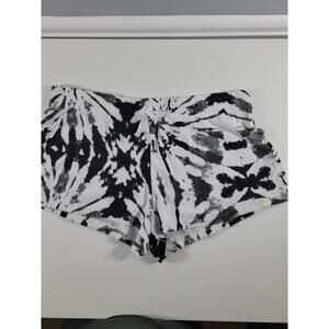 Weekend Women's Shorts Black White 1X Summer Casual Pull On NEW!